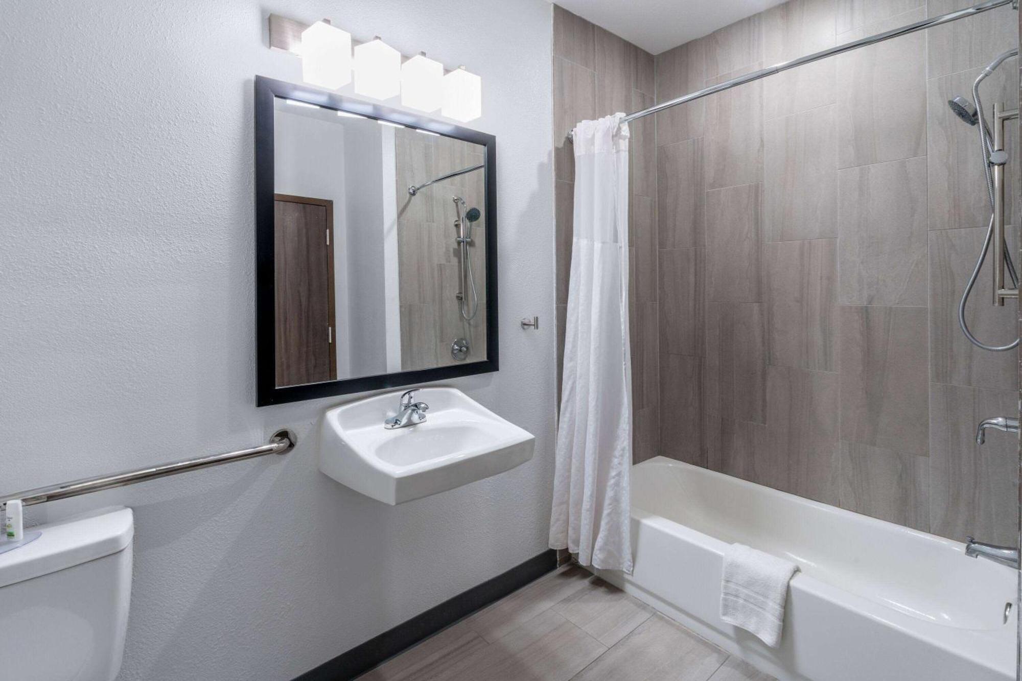 מלון Baymont By Wyndham Carlsbad Nm מראה חיצוני תמונה